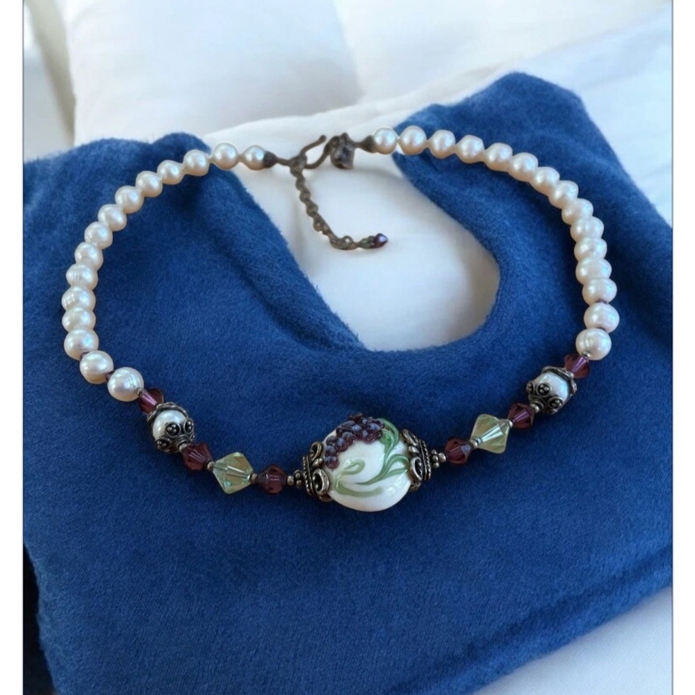Stunning Art Nouveau caged Chrystal & Pearl Sterling Silver Necklace